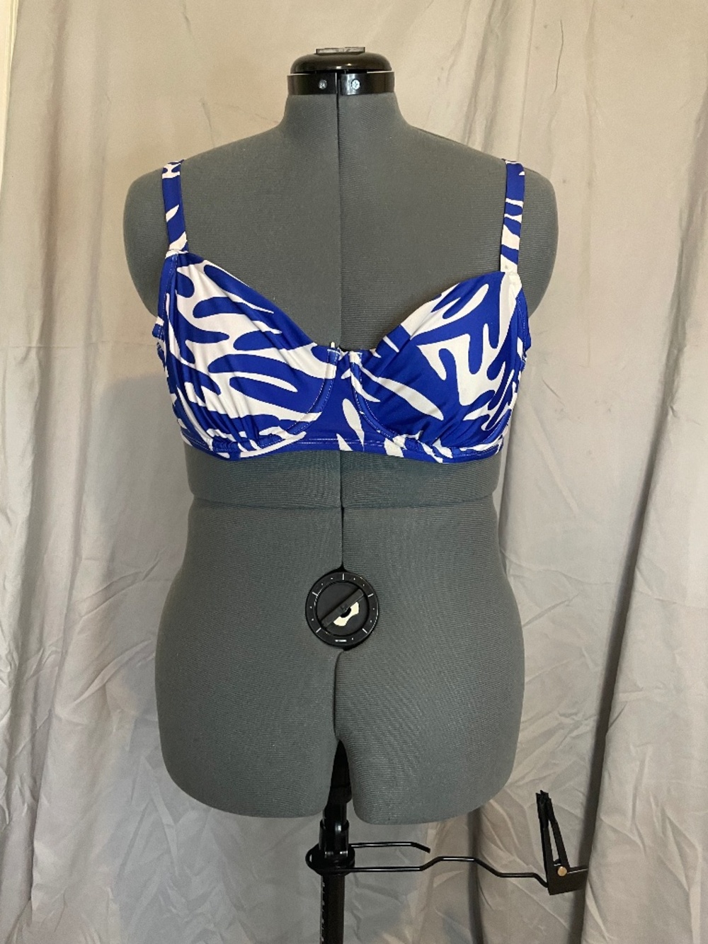 Blue underwire bikini TOP